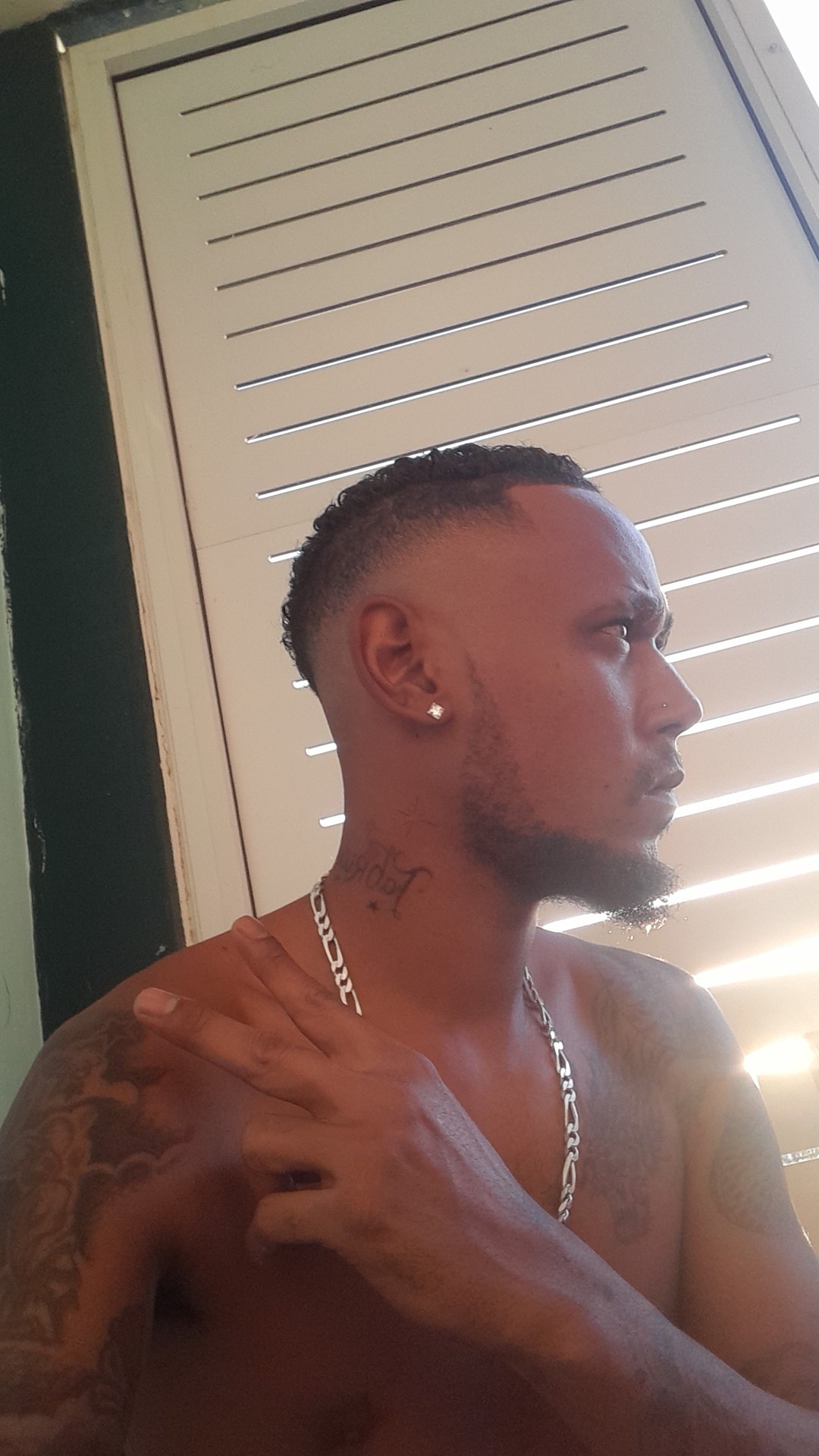 Profil de Allassane, 32 ans, Trans à Heispelt