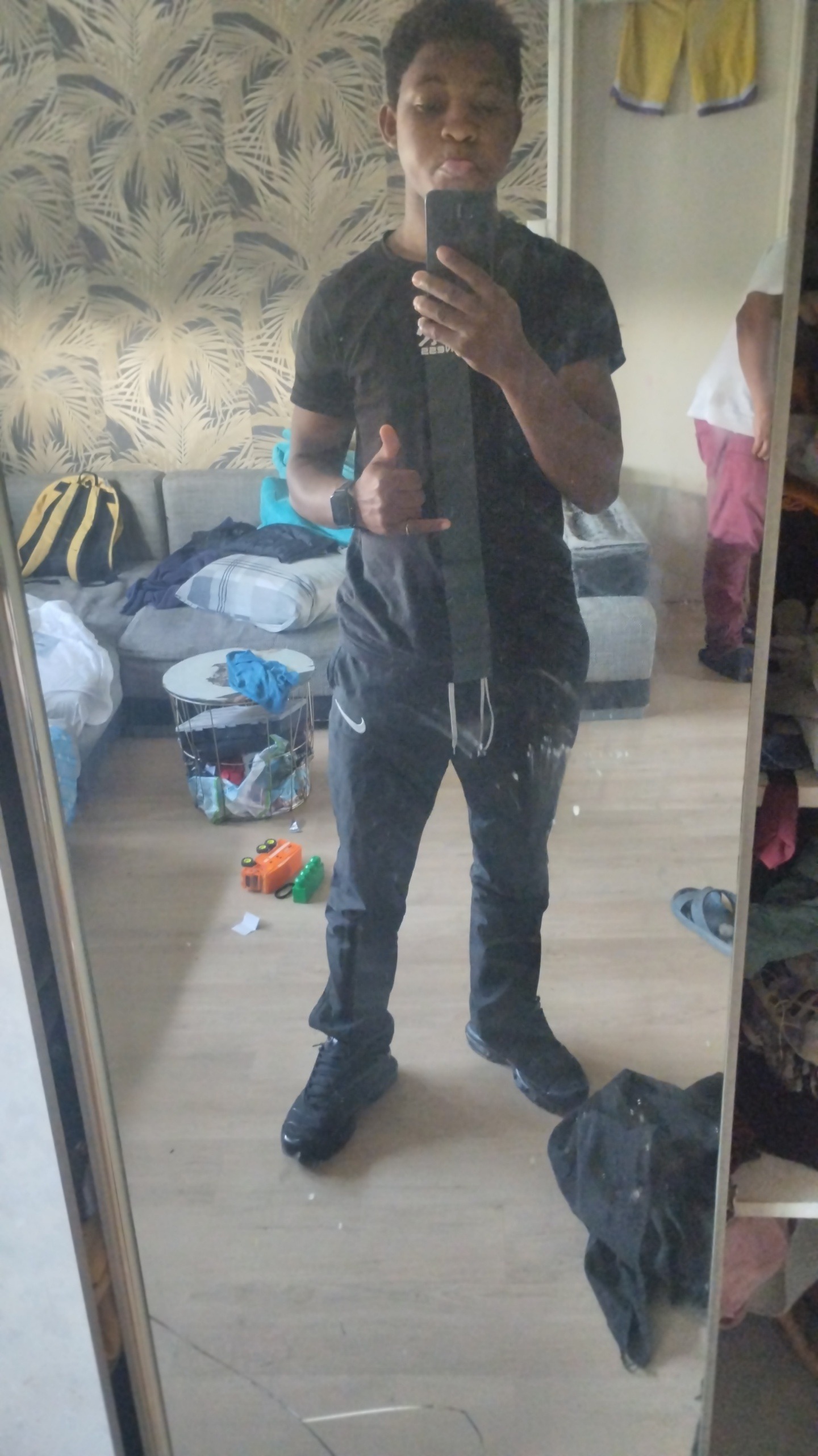 Profil de Naser, 19 ans, Trans à Sassel