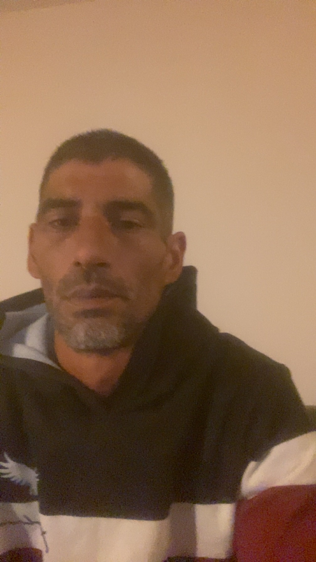 Profil de Arif, 40 ans, Trans à Roder