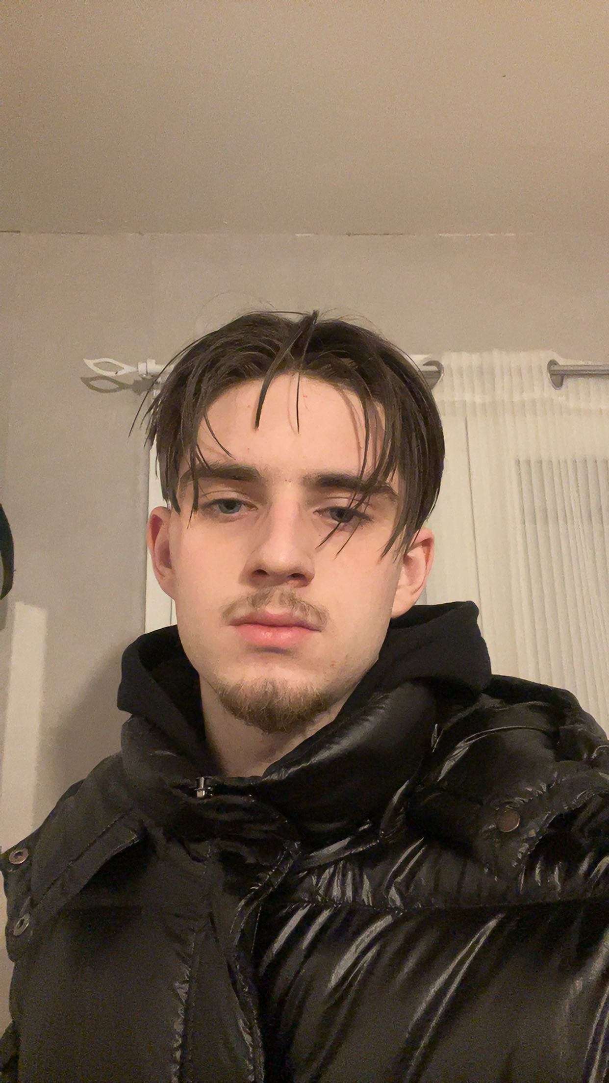 Profil de Navid, 20 ans, Trans à Hoffelt